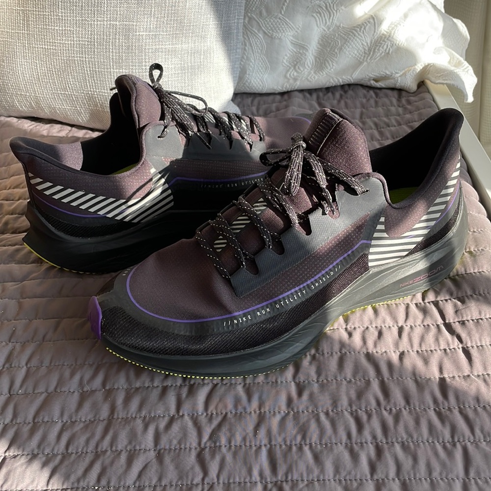 Nike Zoom Winflo 6 Shield - Picture 3 of 11